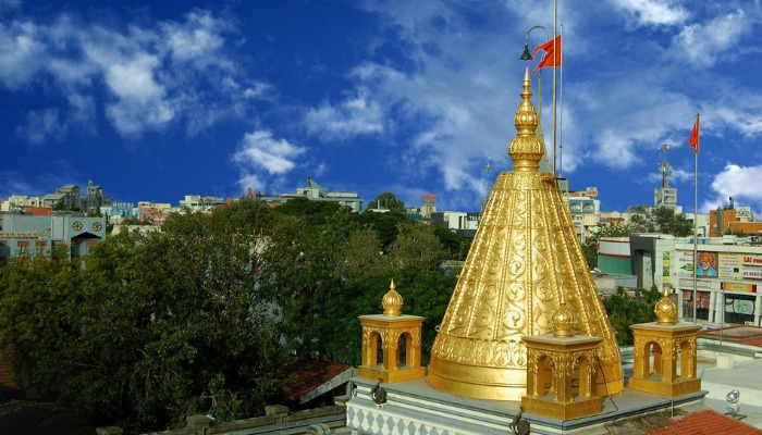 Affordable Shirdi Tour Package with Hotel, Darshan & Transfers