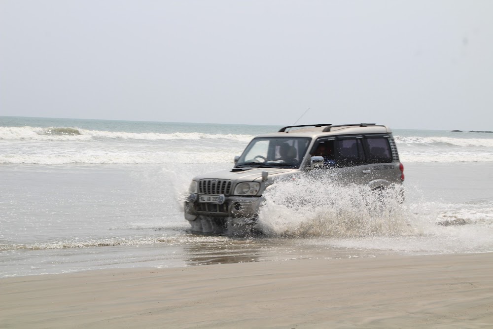 DISCOVER KANNUR WITH WAYANAD
